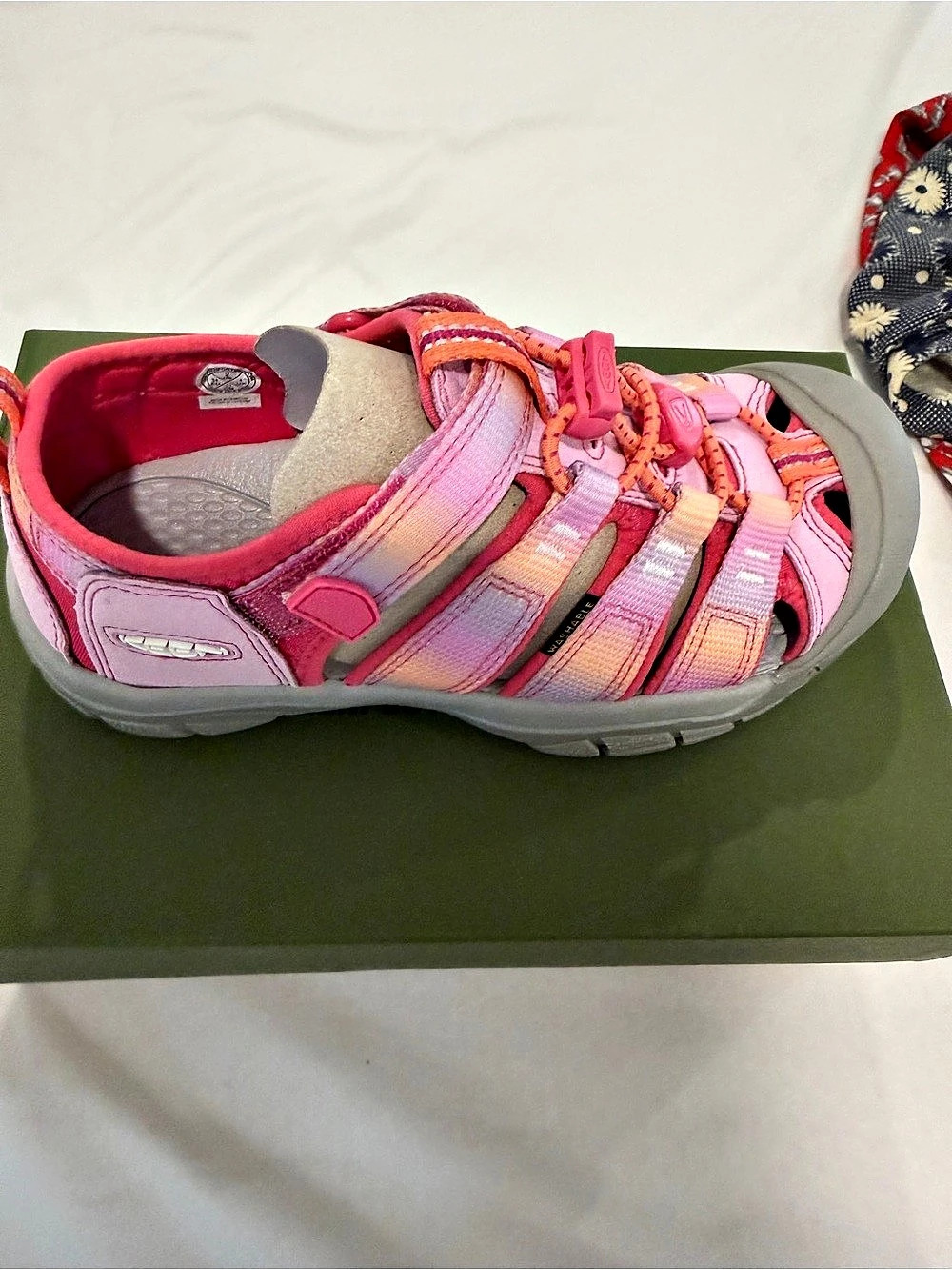 Keen Newport H2 Sandals Pink & Orange Youth US 2 - Picture 1 of 2